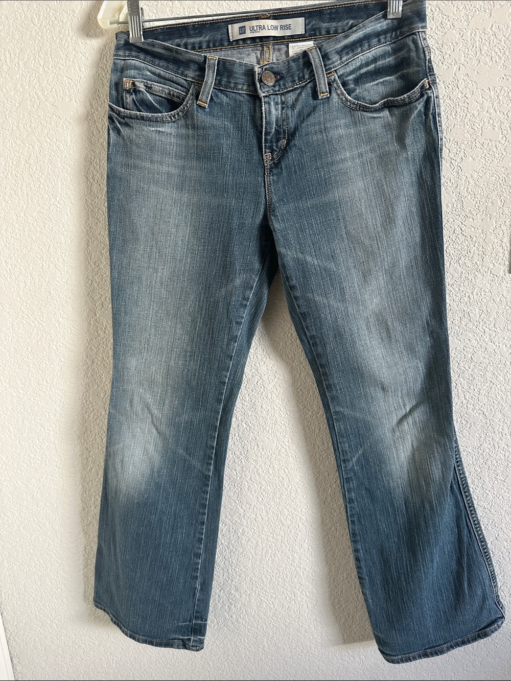 GAP Women's Ultra Low Rise Stretch Medium Blue Flare Jeans Size 6